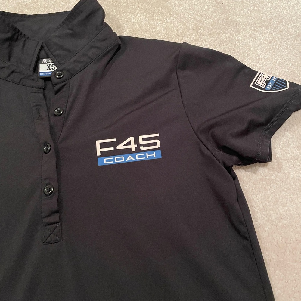 F45 COACH Polo